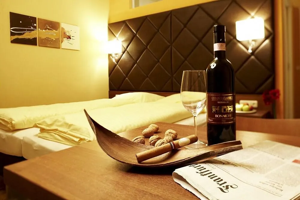 Villa Ceconi By Das Gruene Hotel Zur Post - 100% Bio Salzburg 3*,  Austria